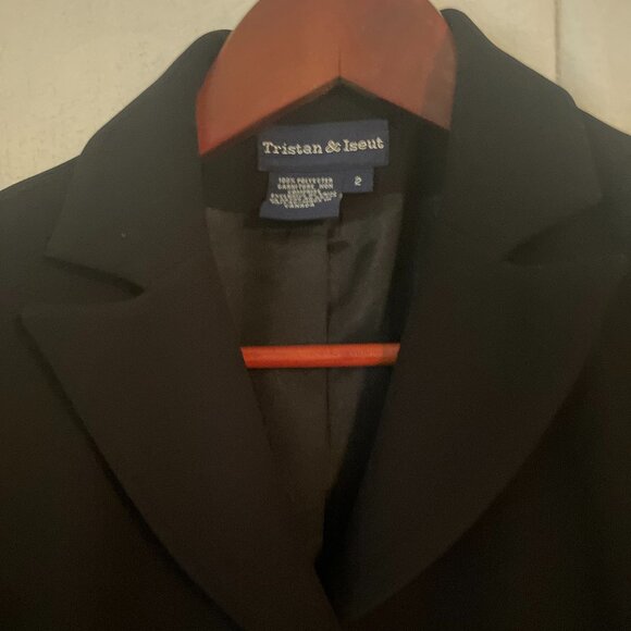Elegant Tristan & Iseut Black Long Jacket: Size 2 - Picture 14 of 16